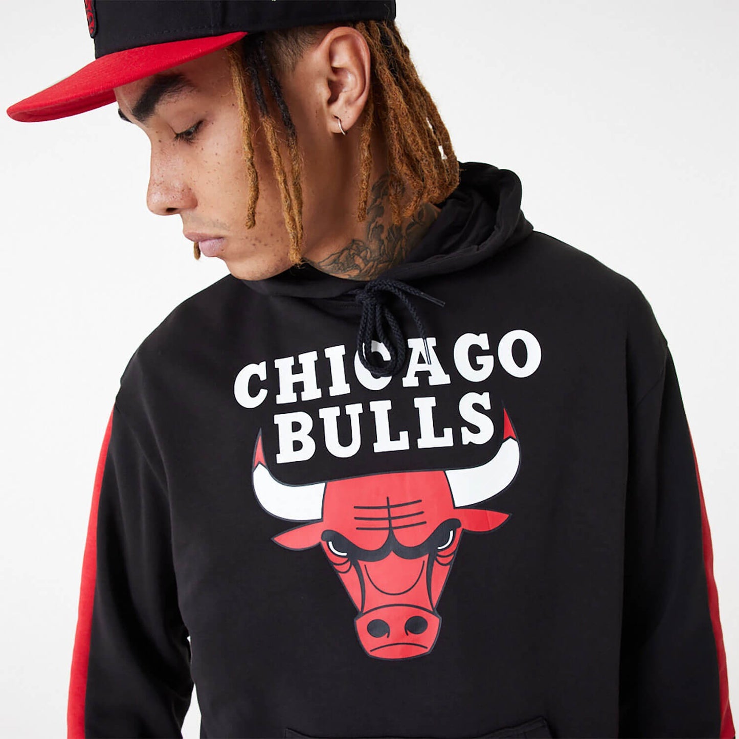 Unisex mikina s kapucňou New Era NBA Chicago Bulls NBA Colour Block Black Pullover Hoodie čierna