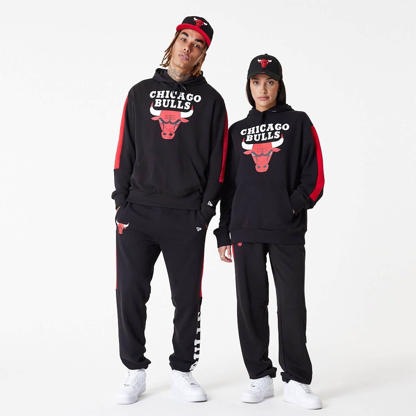 Unisex mikina s kapucňou New Era NBA Chicago Bulls NBA Colour Block Black Pullover Hoodie čierna