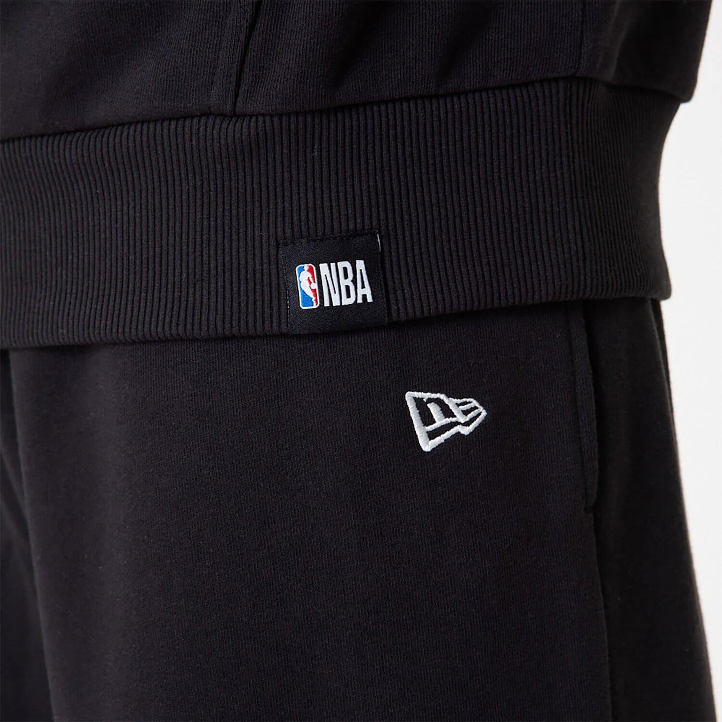 Mikina s kapucňou New Era NBA Chicago Bulls NBA Logo Black Pullover Hoodie čierna