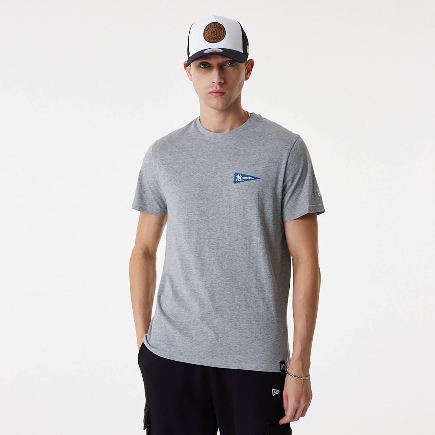 New Era MLB New York Yankees MLB Flag Graphic Dark Grey T-Shirt Grey