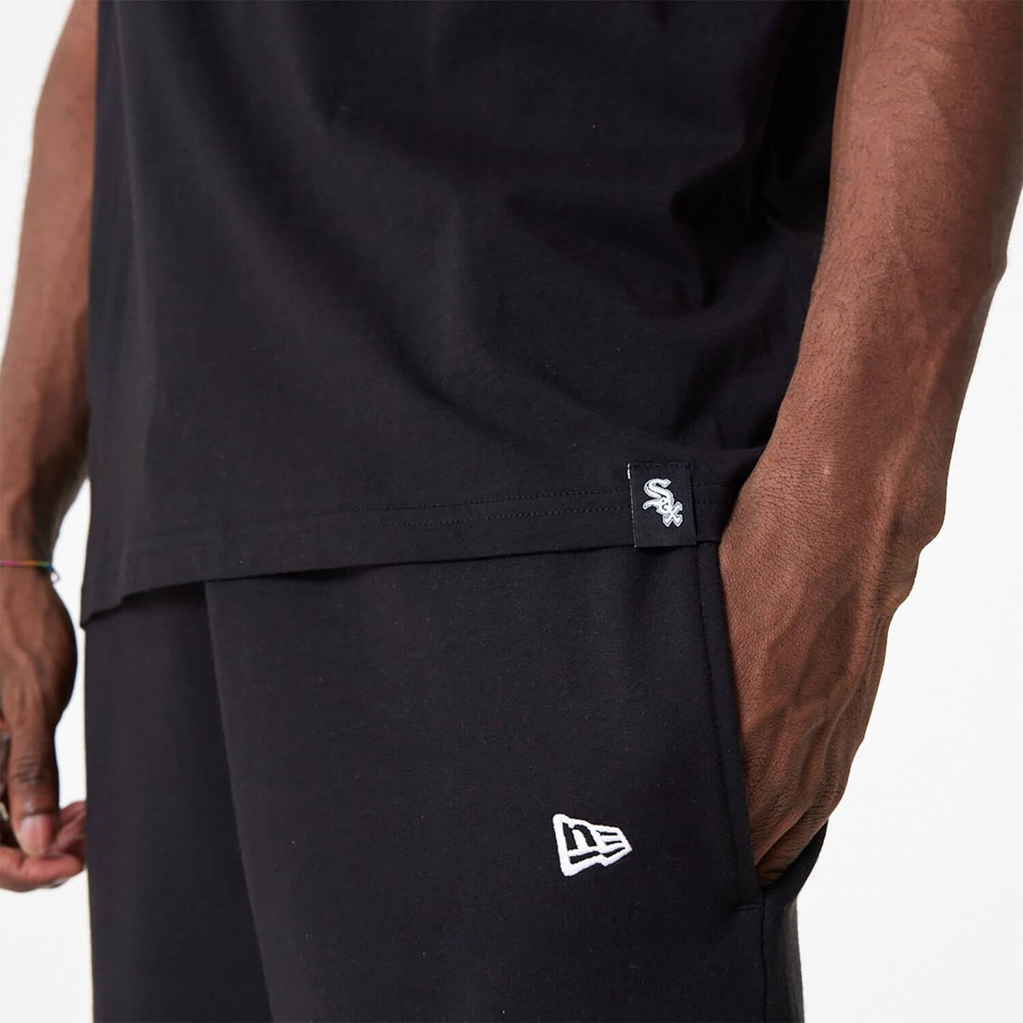 New Era MLB Chicago White Sox MLB Flag Graphic Black T-Shirt Black