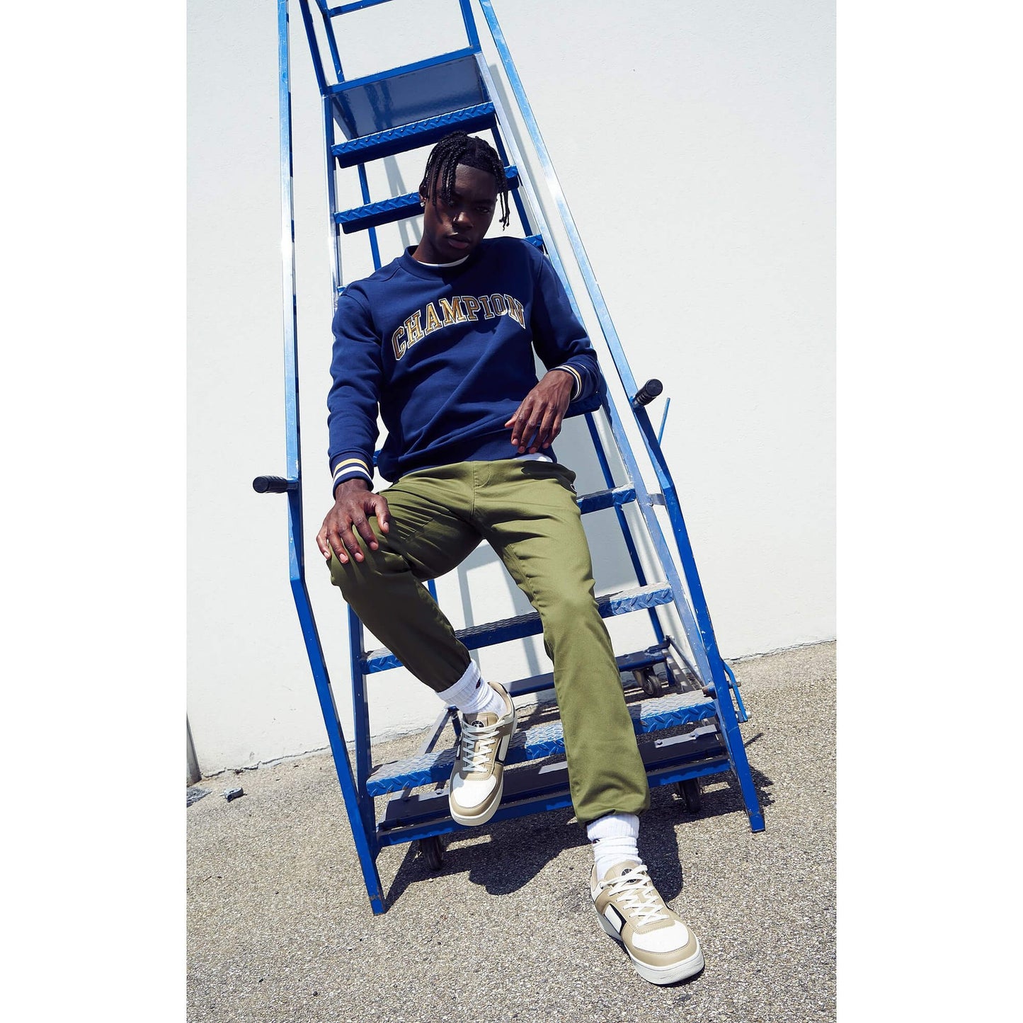 Mikina Champion Bookstore Heavy Fleece Sweatshirt tmavomodrá