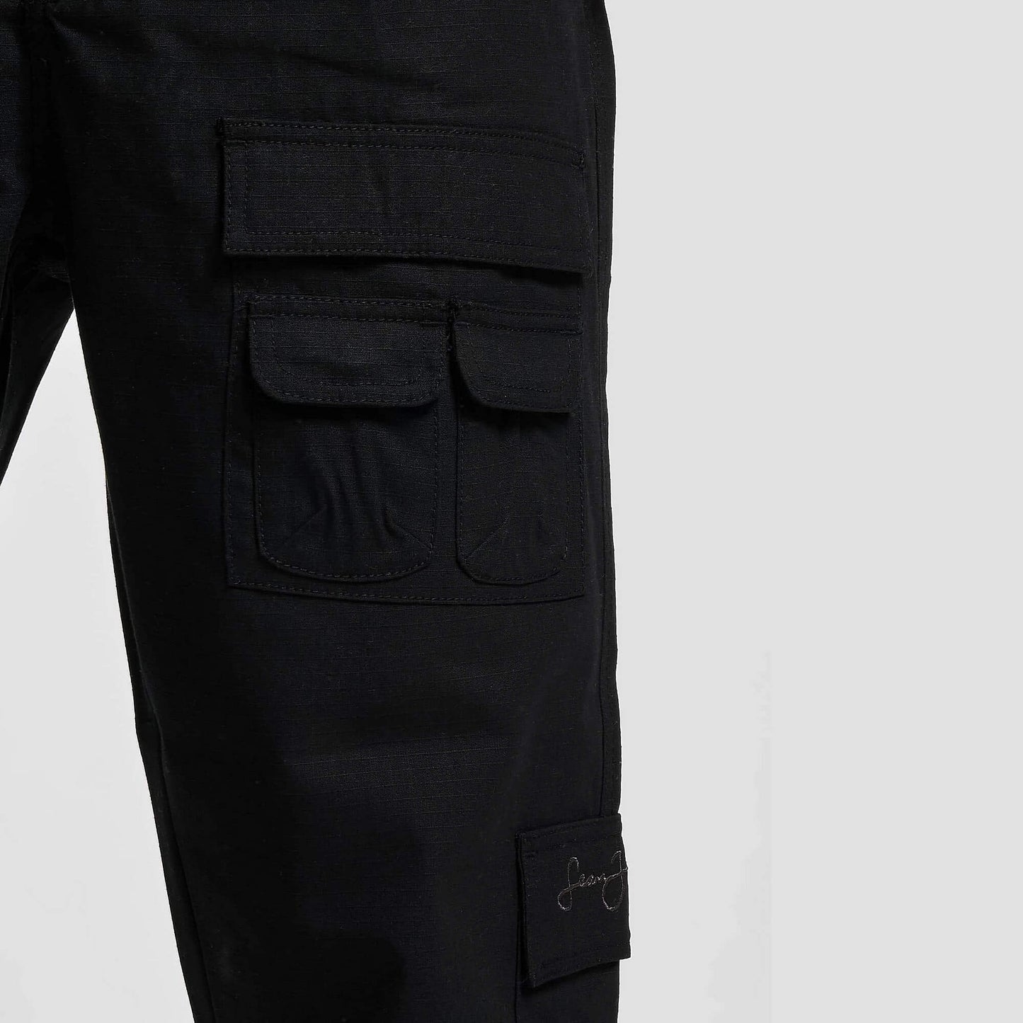 Nohavice Sean John SJ Script Logo Mulitpocket Cargopants - black čierne
