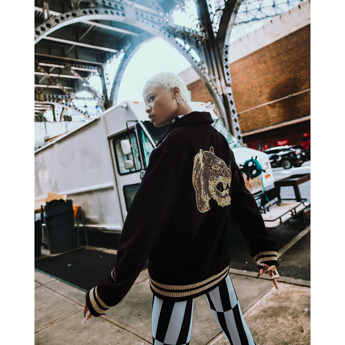 Bunda bomber Sprayground Golden Tiger Varsity čierna