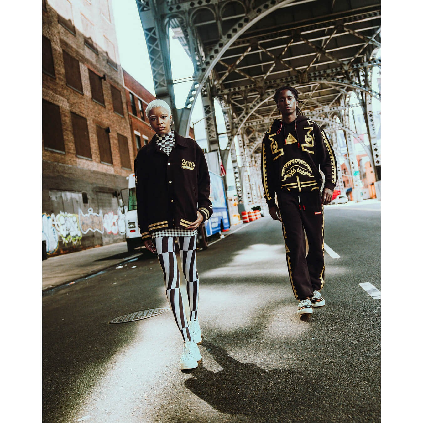 Bunda bomber Sprayground Golden Tiger Varsity čierna