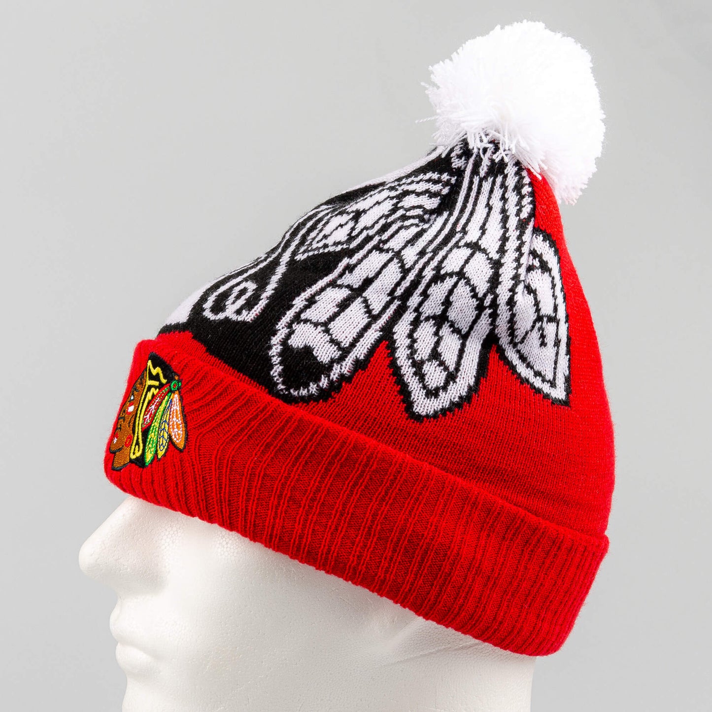 Outer Stuff NHL Big-Face Cuffed Pom Blackhawks Red